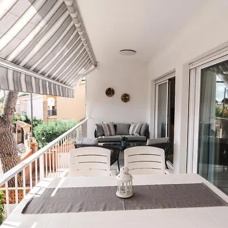 Agradable Y Tranquilo Apto A 500m De La Playa Apartment *